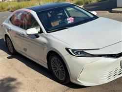 تۆیۆتا کامری